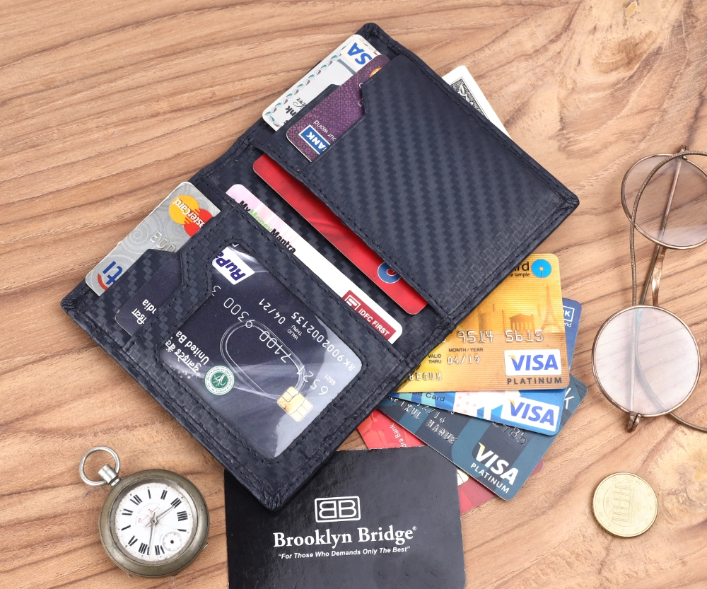 RFID Protected Pull Strap Leather Card Holder Wallet
