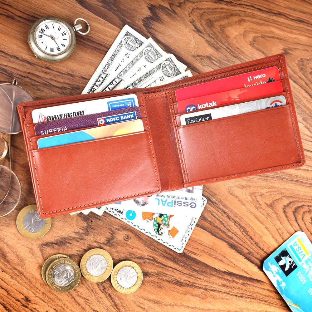 Men’s RFID Leather Wallet with ID Window & Card Slots